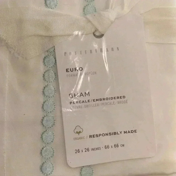 Pillow Cover Sea Glass Pearl Organic Percale Sham- NEW - Euro Size-Pottery Barn - Picture 3 of 4